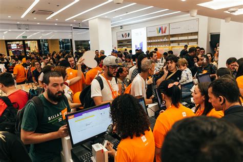 1ª loja da Xiaomi no Brasil foi a maior inauguração da ...