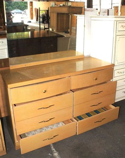 1 Vintage Bassett Furniture 6 Drawer Vanity Dresser w ...