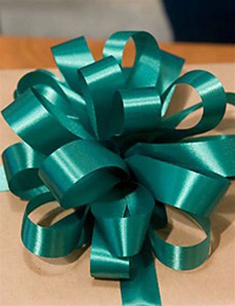 10 ideas DIY para envolver regalos | regalos | Moños para regalo, Lazos ...