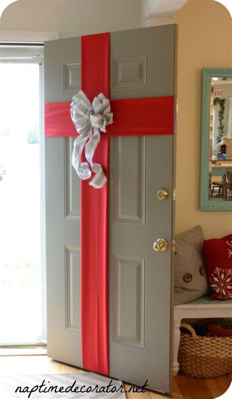 10 ideas sobre decoración de puertas navideñas que te ...
