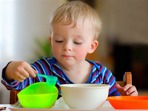10 juegos Montessori para bebés y niños  actividades para hacer en casa
