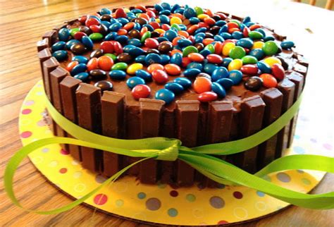 » 10 Most Beautiful Birthday Cakes That Are Almost Too ...