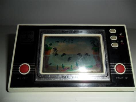 1000+ images about Nintendo game and watch handheld 1980 s ...