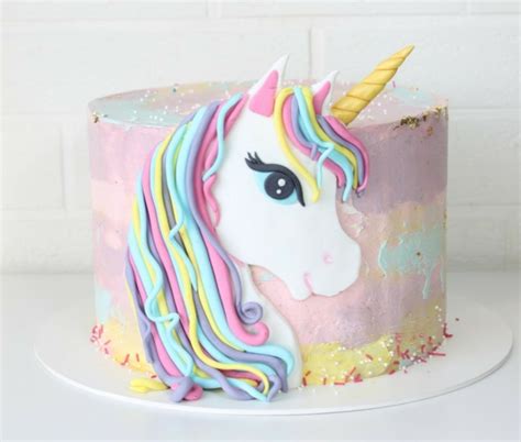 1001 + ideas sobre cómo preparar una tarta unicornio