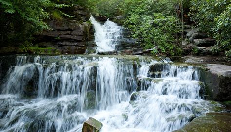 11 Hikes Near Philadelphia With Waterfalls and Gorgeous Views