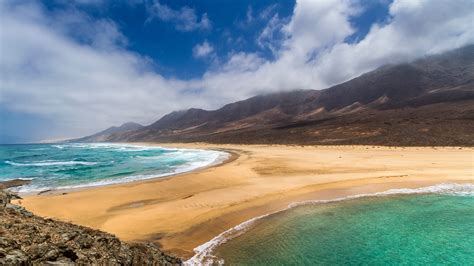 12 playas paradisíacas para despedir el año en Islas Canarias | Iberia Plus