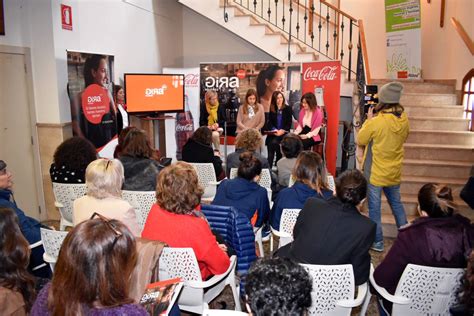 140 valencianas participan en un proyecto de Coca Cola ...