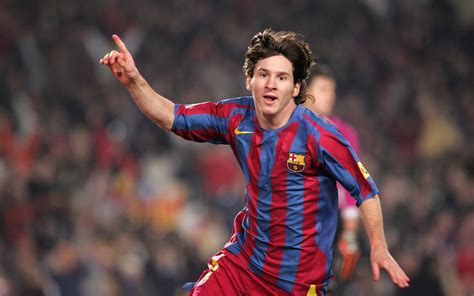 16 años del primer partido oficial de Messi con el Barça