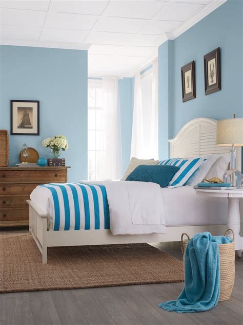 16 Ideas para pintar el dormitorio de azul.