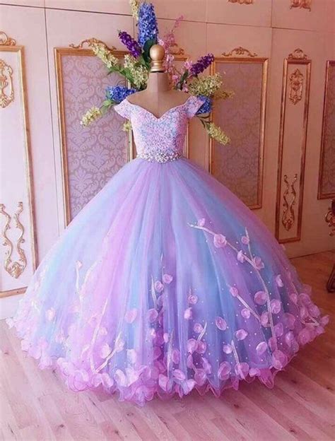 17 Hermosos vestidos de XV años para ser la princesa de la ...