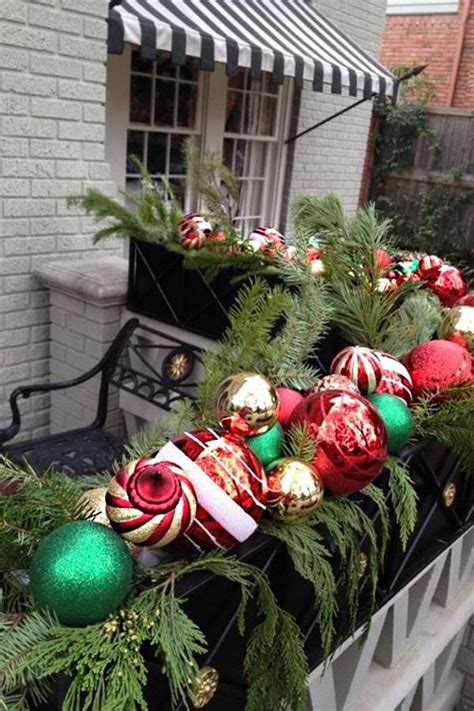 17 ideas para decorar tu balcón o terraza en esta Navidad ...