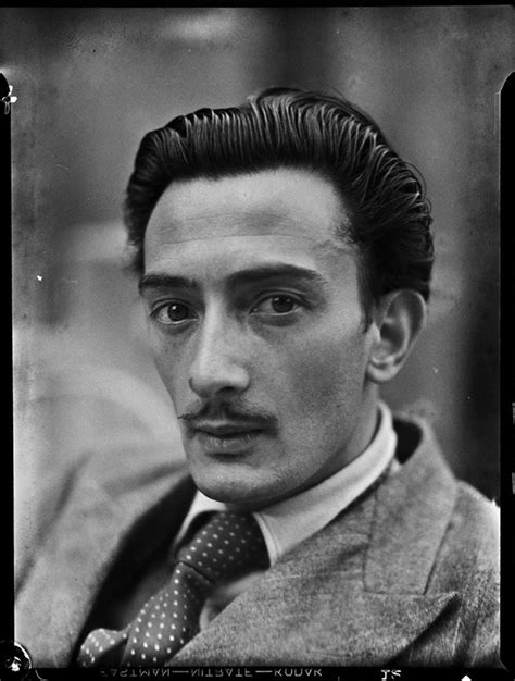 17 Interesting Portrait Photos of a Young Salvador Dali