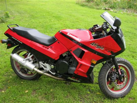 1989 Kawasaki Ninja 750   Sharp bike in great running condition   come ...