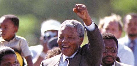 1990: Nelson Mandela Released from Prison after 27 Years ...