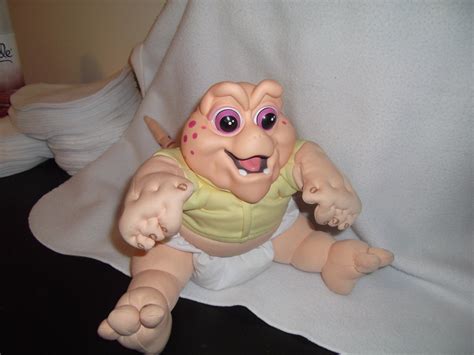 1991 Baby Sinclair from TV Show Dinosaurs Puppet RARE 12