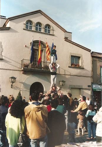 1994 Assaig a l Ajuntament per Sant Jordi | Assaig per Sant … | Flickr