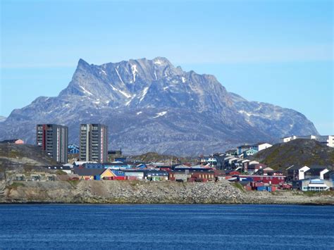 2 in 3 Greenlanders support independence in 2 decades to ...