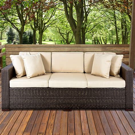 20 Beautiful Outdoor Wicker Furniture Designs