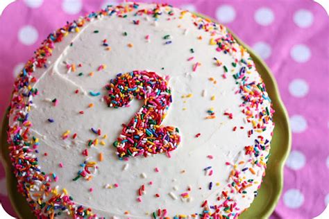 20 easy birthday cakes that anyone can decorate   It s ...