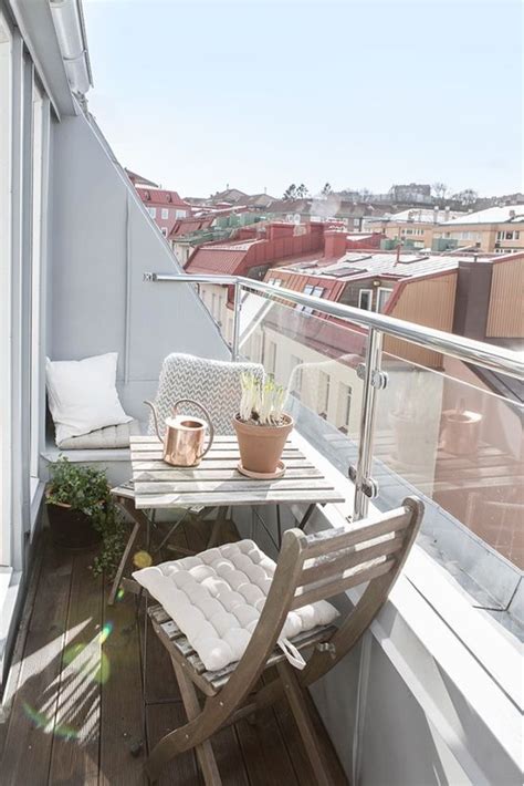 20 ideas especiales para decorar tu balcón