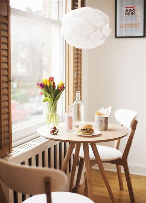 20 Inspiring Dining Room Tables For Small Spaces ...