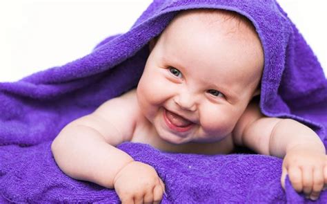 200 Fotos de bebês lindos e fofos sorrindo: Imagens incríveis