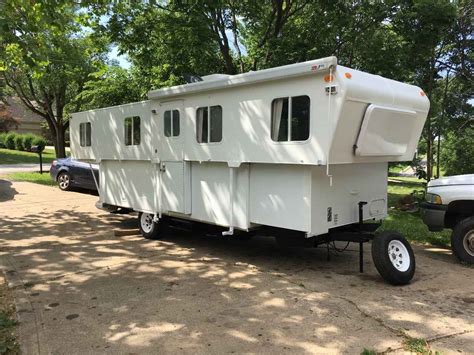 2005 Used Trailmanor 2720SD Pop Up Camper in Missouri MO