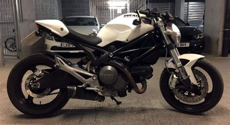 2011 Ducati Monster 696  M696+ , A2 Legal, Lots of ...