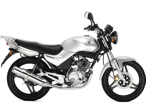 2011 Yamaha YBR 125 Custom: pics, specs and information ...