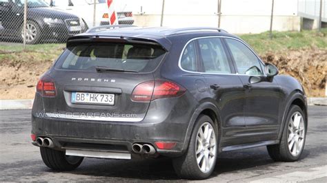 2012 Porsche Cayenne Turbo S spied for first time