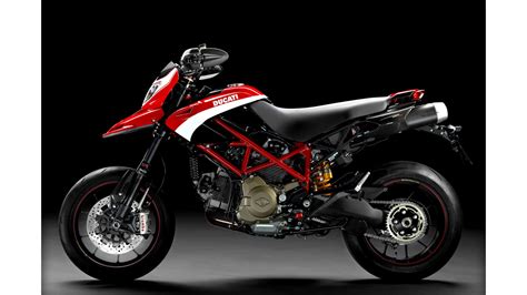 2013 Ducati Hypermotard 1100EVO SP Carries On the Heritage ...