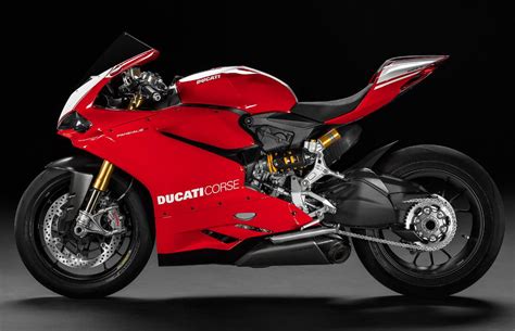 2016 Ducati Panigale R Price, Specs, Top Speed & Mileage in India