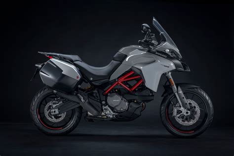 2019 Ducati Multistrada 950S Guide • Total Motorcycle