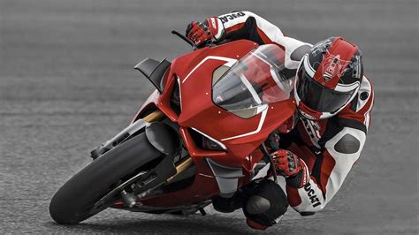 2019 Ducati Panigale V4 R: Everything We Know