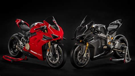 2019 Ducati Panigale V4R Revealed: Launch in Early Next Year