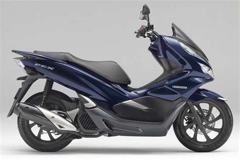 2019 Honda PCX Hybrid Scooter First Look: Gasoline ...