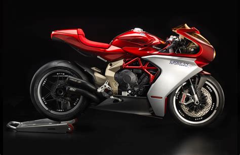2019 MV Agusta Superveloce 800 Concept Guide • Total Motorcycle