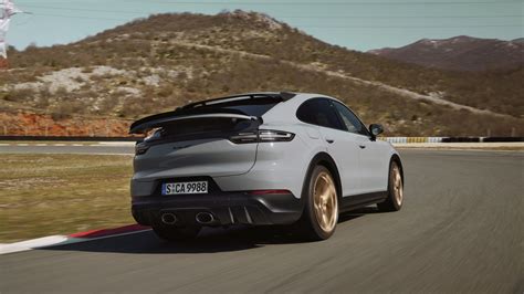 2022 Porsche Cayenne Turbo GT is the greatest doing ...