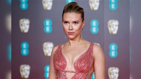 2022, Scarlett Johansson Akan Rilis Merek Kecantikan yang Bersih ...