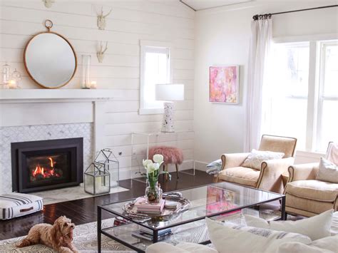 22 Modern Living Room Design Ideas | Real Simple