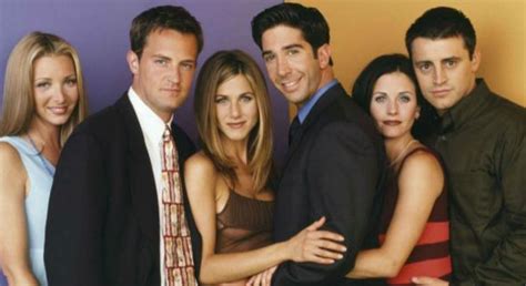 25 años de  Friends : 5 grandes errores en el argumento de la famosa ...