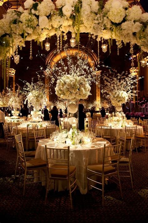 25 Fabulous Tall Floral Centerpiece Ideas | Wedding Scoop ...