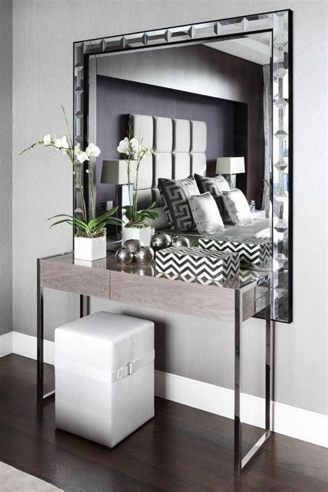 25 Modern Console Tables for Contemporary Interiors ...