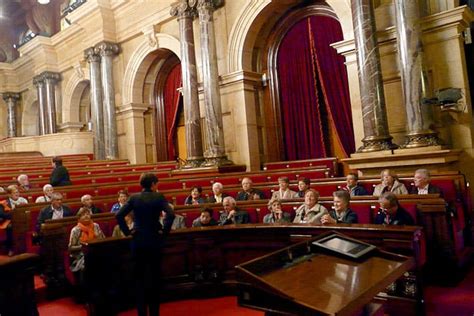 264 persones grans de les Franqueses visiten el Parlament ...