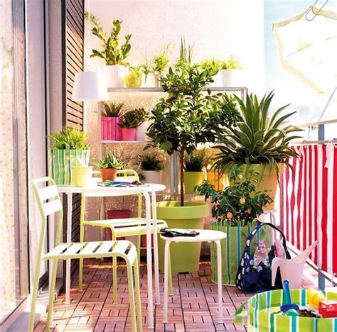 27 Superb Decorating Ideas For Small Apartment Balcony