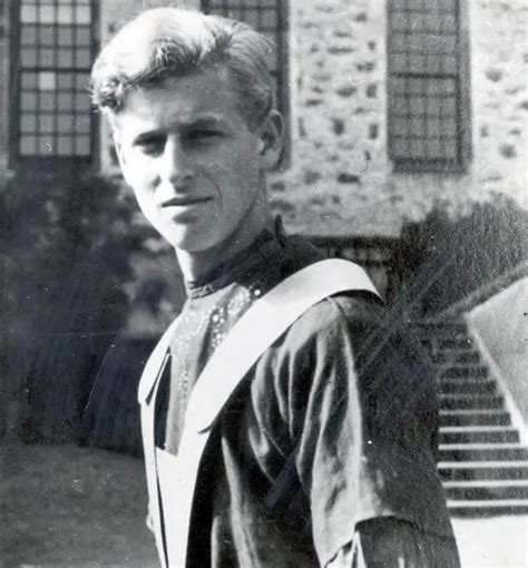 29 Photos Of A Young Prince Philip | Young prince philip, Prince philip ...