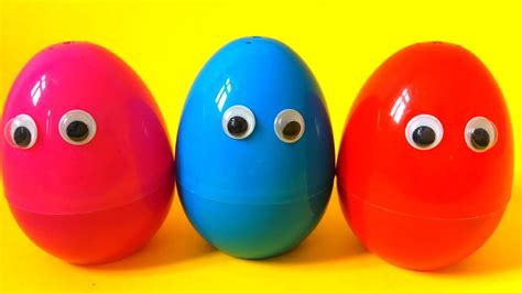 3 Surprise Eggs Huevos Sorpresa   YouTube
