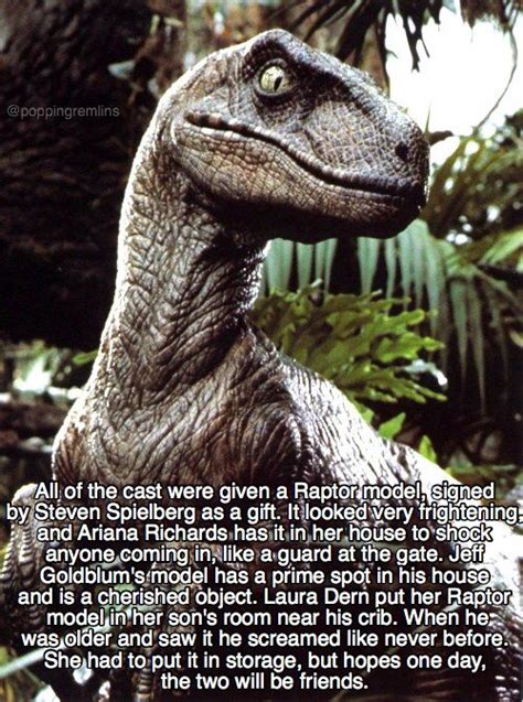 30 Fascinating Facts About the Original Jurassic Park ...