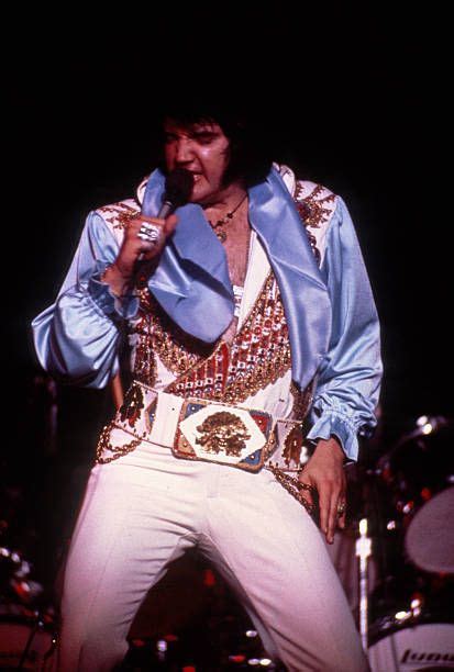 30 fotos e imágenes de gran calidad de Elvis Presley   Getty Images ...