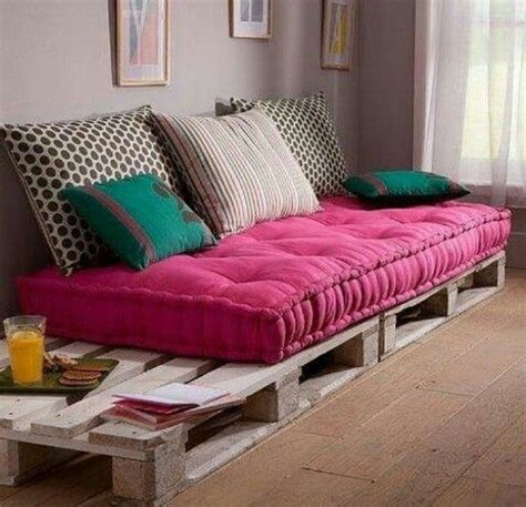 30 Ideas de sillones y sofás de palets muy originales ...